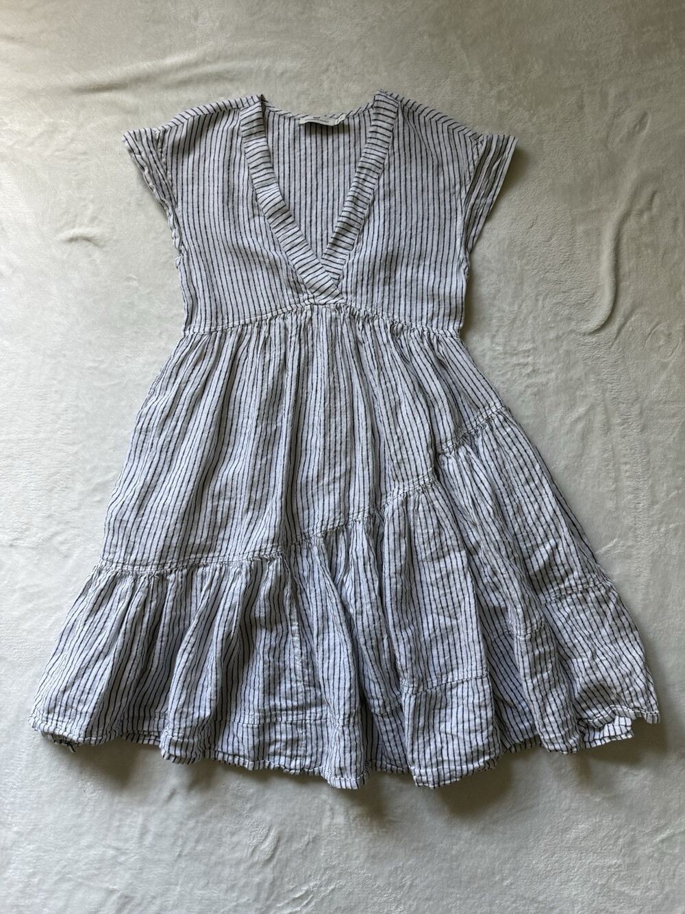 Vineyard Vines 100% Linen Jet Striped Tiered Flowy Playful Classic Dress Size XS